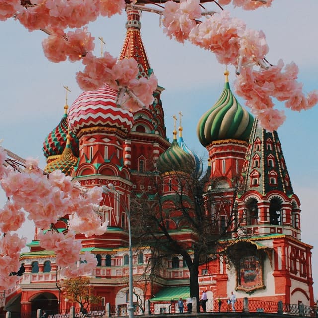 Экскурсии и туры выходного дня в Москве
